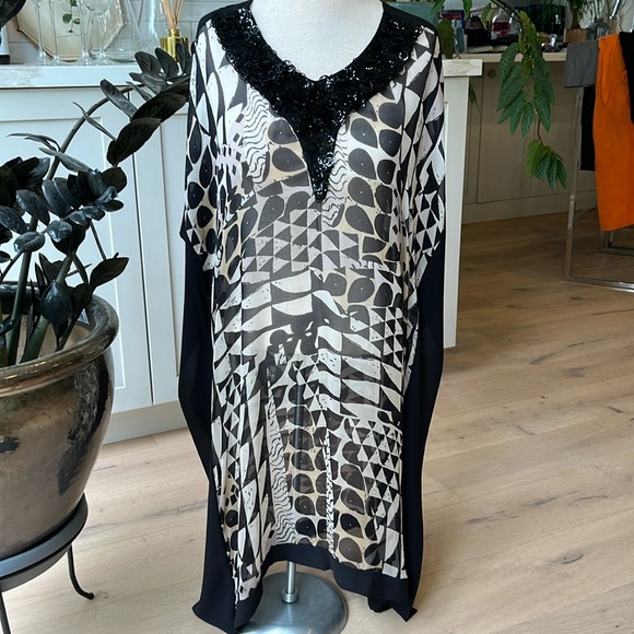 NWT Ecla 100% silk dress made in Italy. Drop shoulder sleeveless - Picture 1 of 14